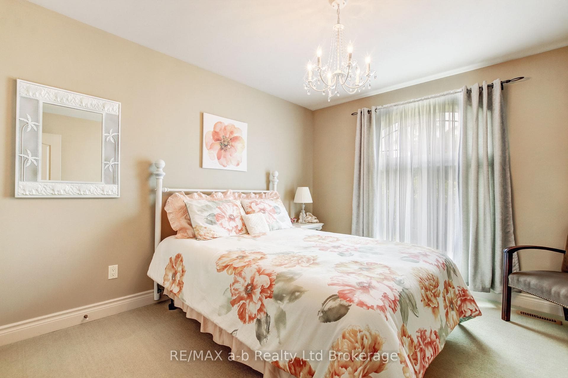 7 OTTERVIEW Drive photo 23