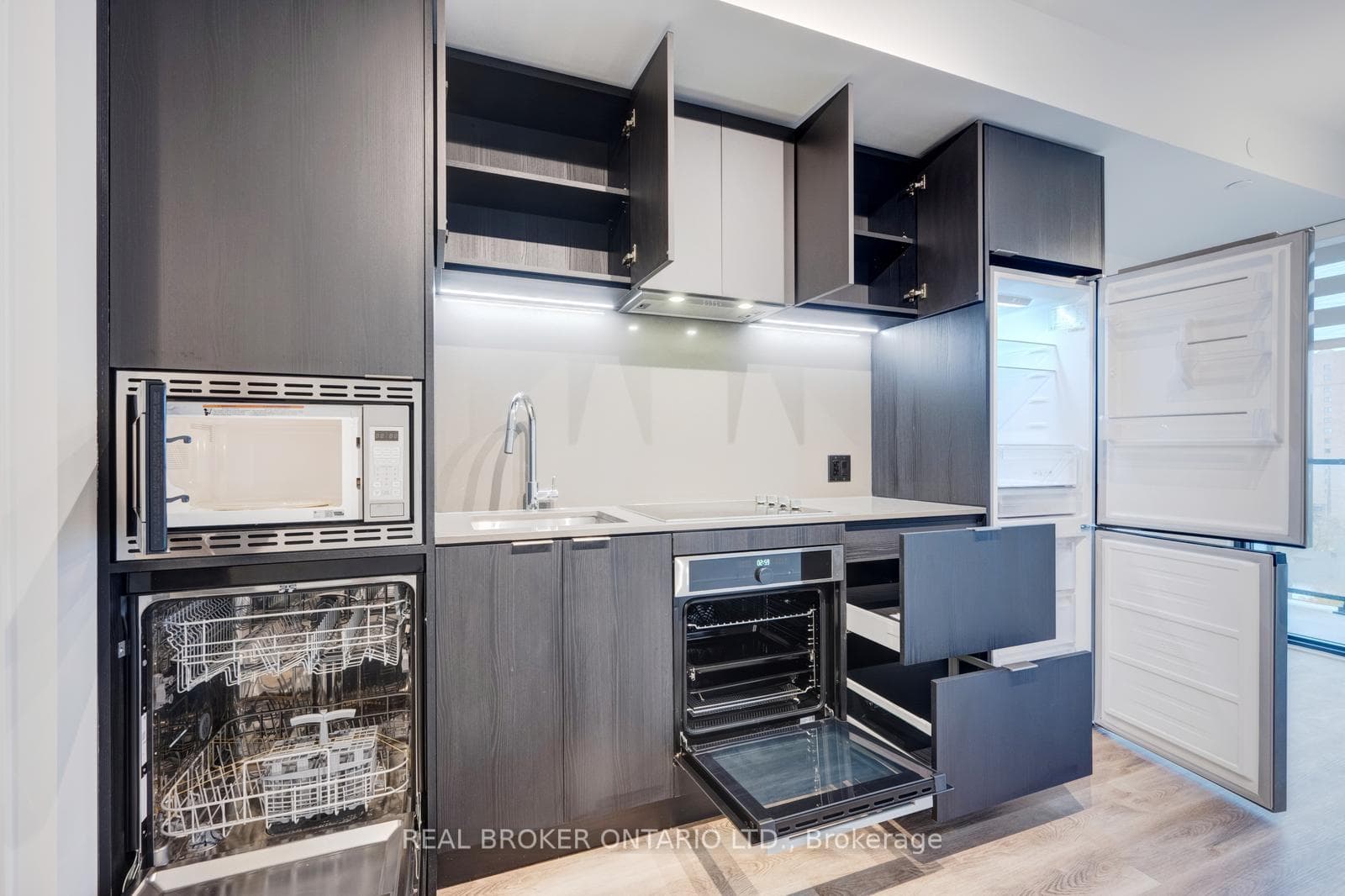 3009 Novar Road Unit 630 photo 21