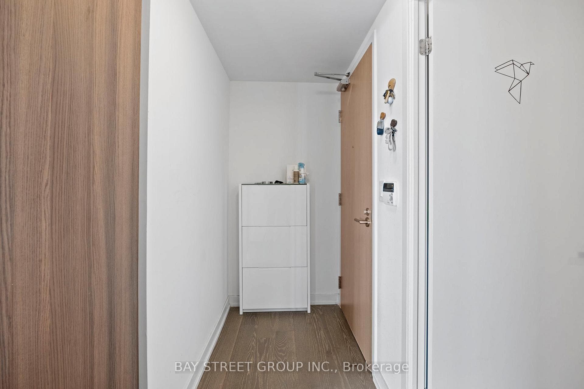 11 Wellesley Street Unit 4202 photo 6