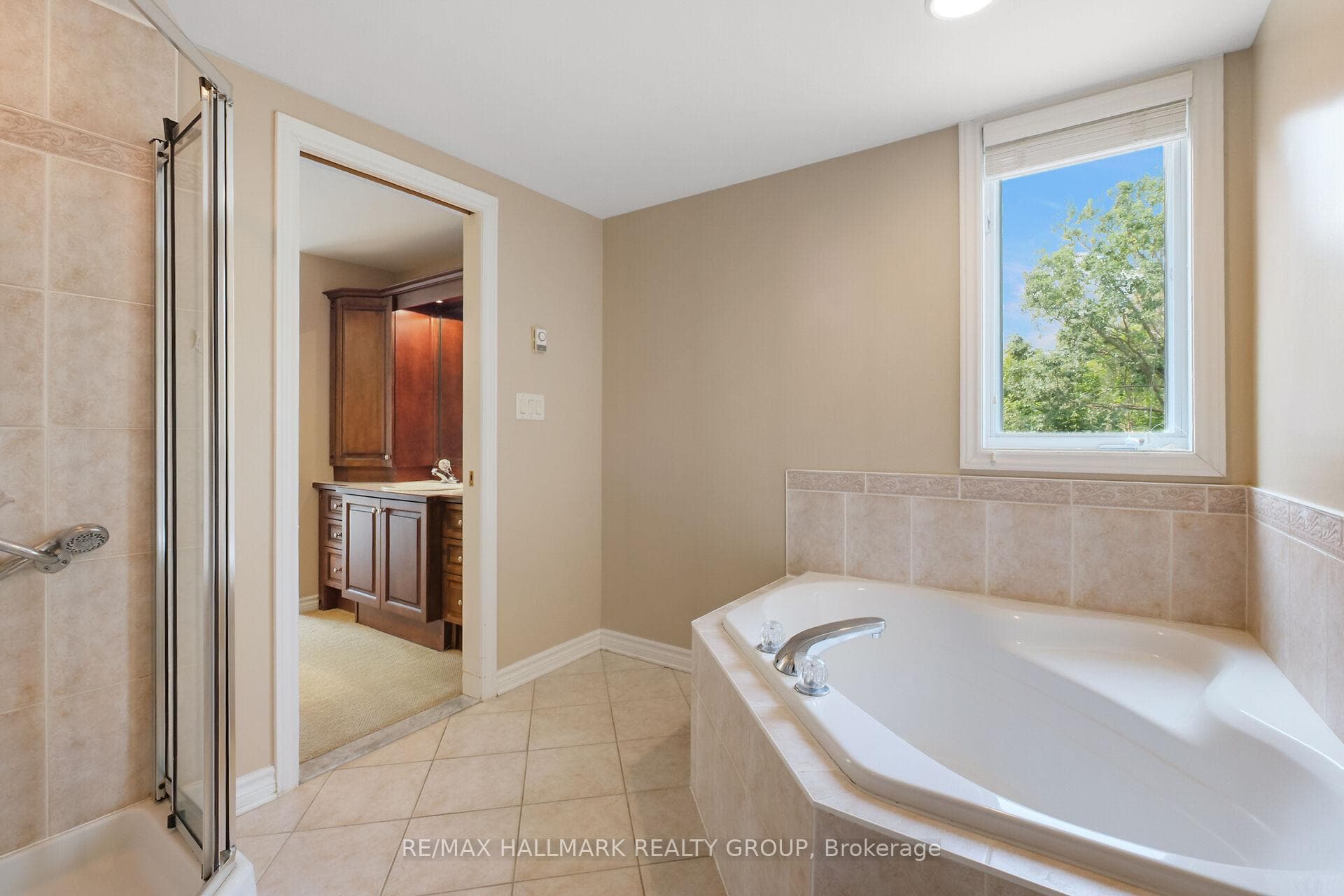 131 Robson Court Unit 1A photo 39