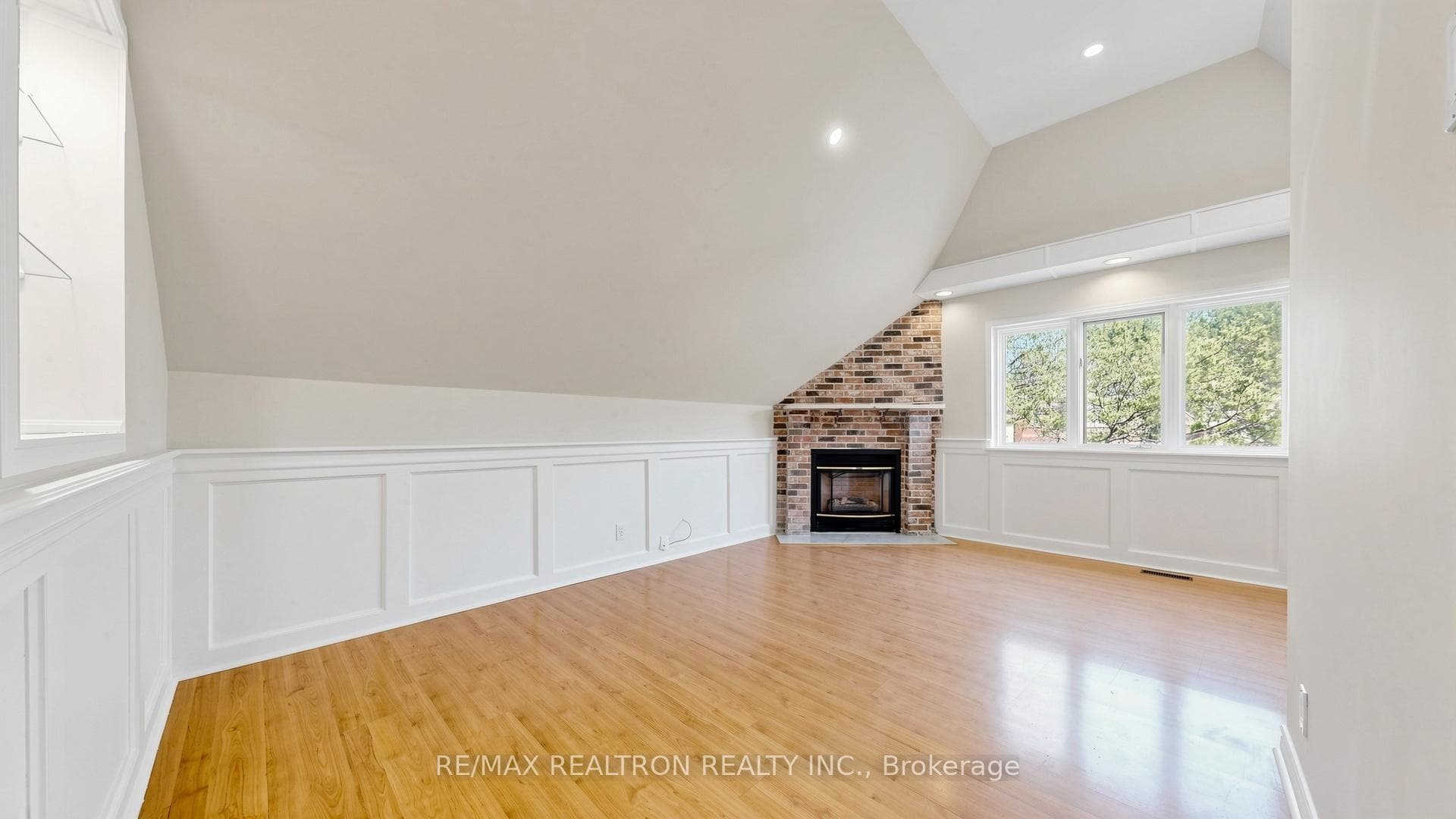 2854 Gulfstream Way photo 23