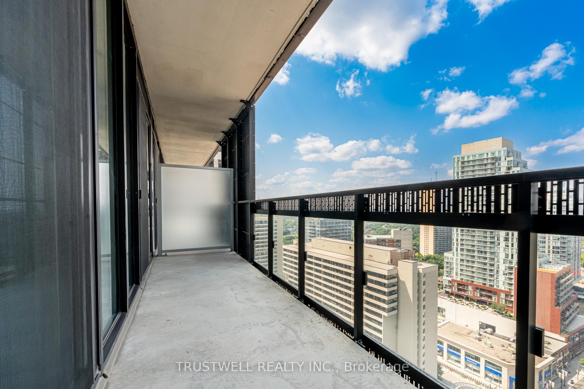 8 Eglinton Avenue Unit 2106 photo 14