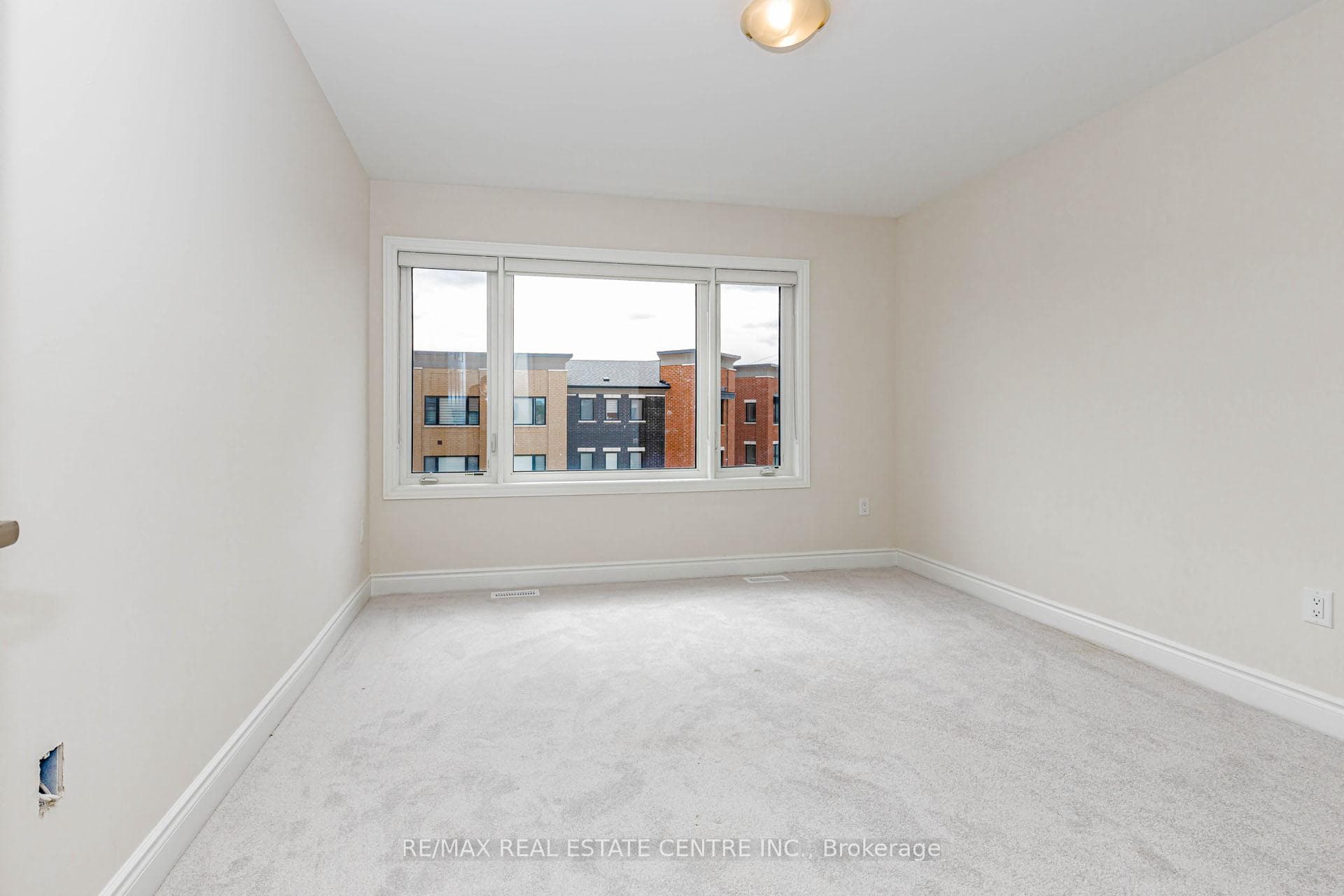 3 Marvin Avenue photo 44