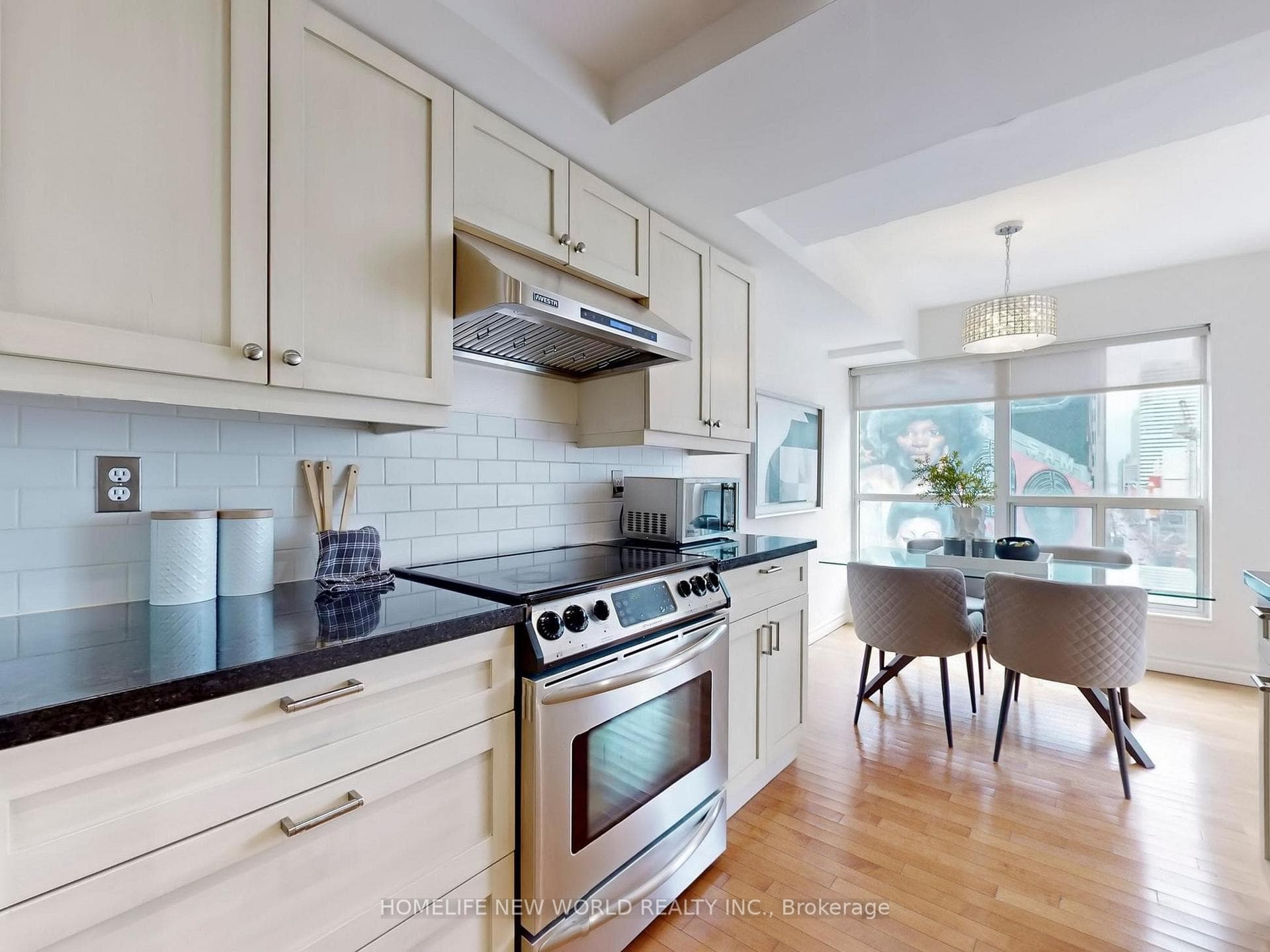 7 Carlton Street Unit 1206 photo 10