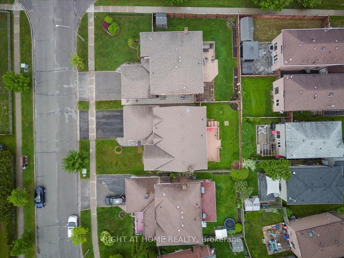 53 Rollo Drive photo 39