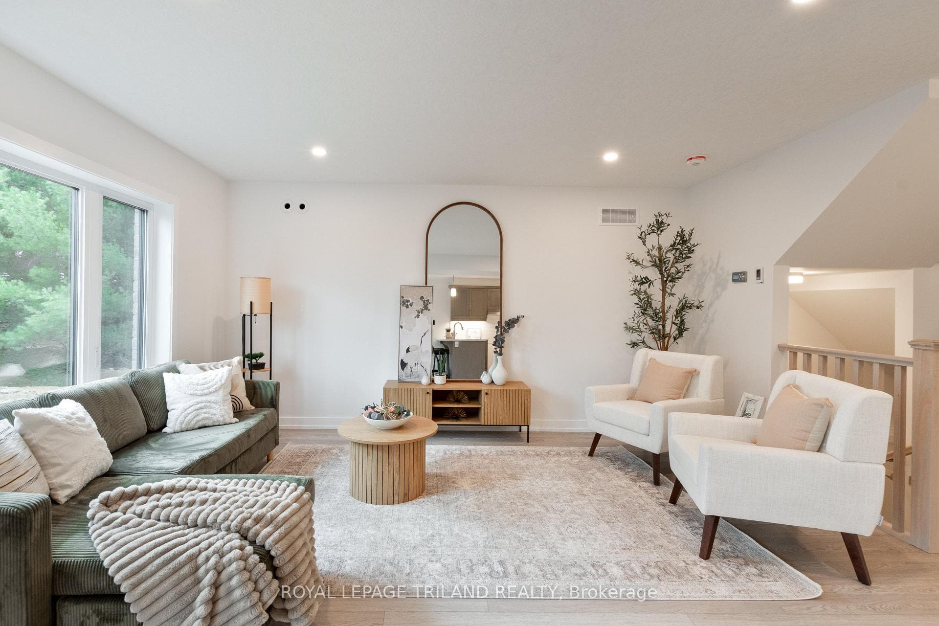 143 STYLES Drive photo 16