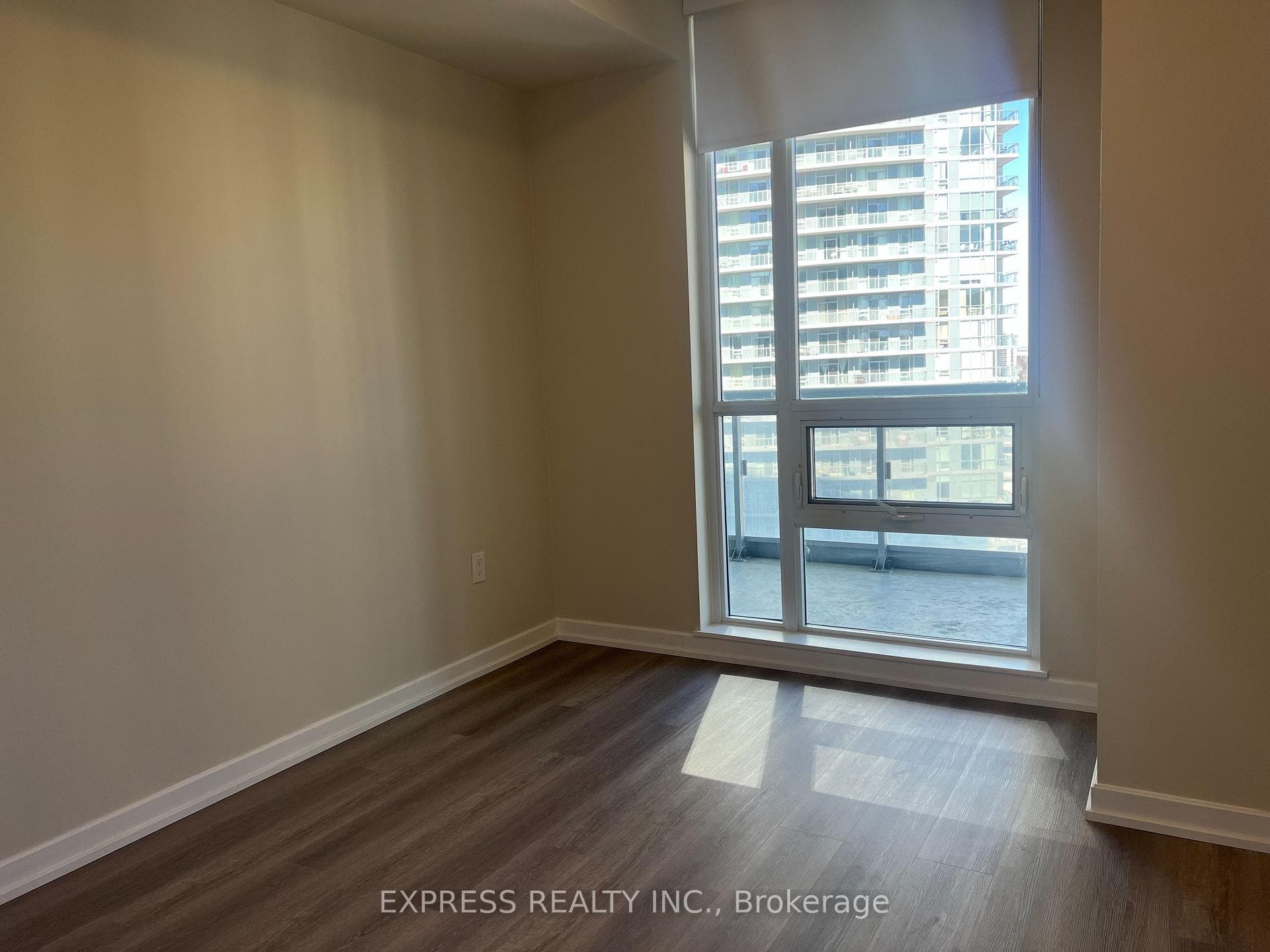 62 Forest Manor Road Unit 1002 photo 9