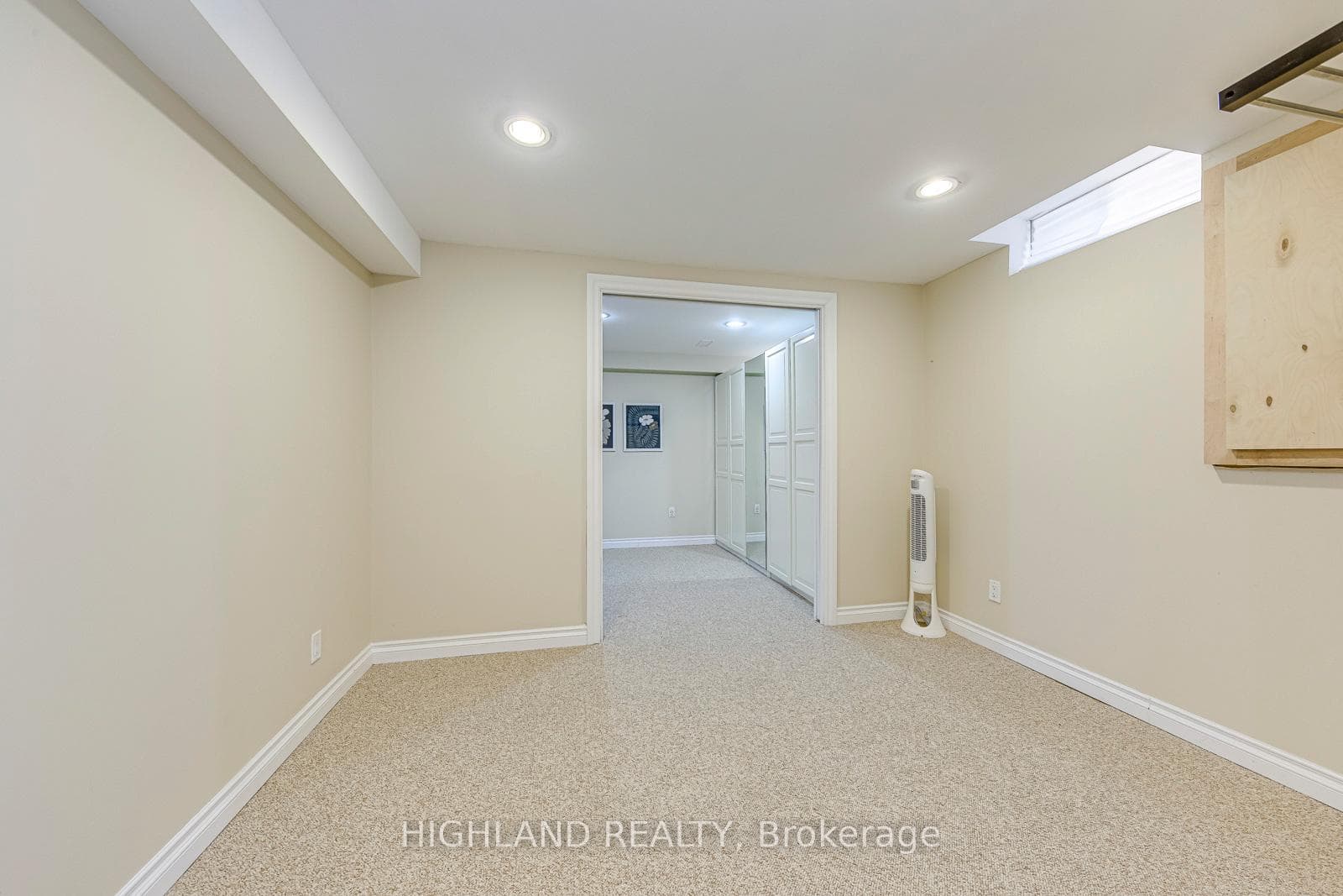 1012 Glenbrook Avenue photo 45