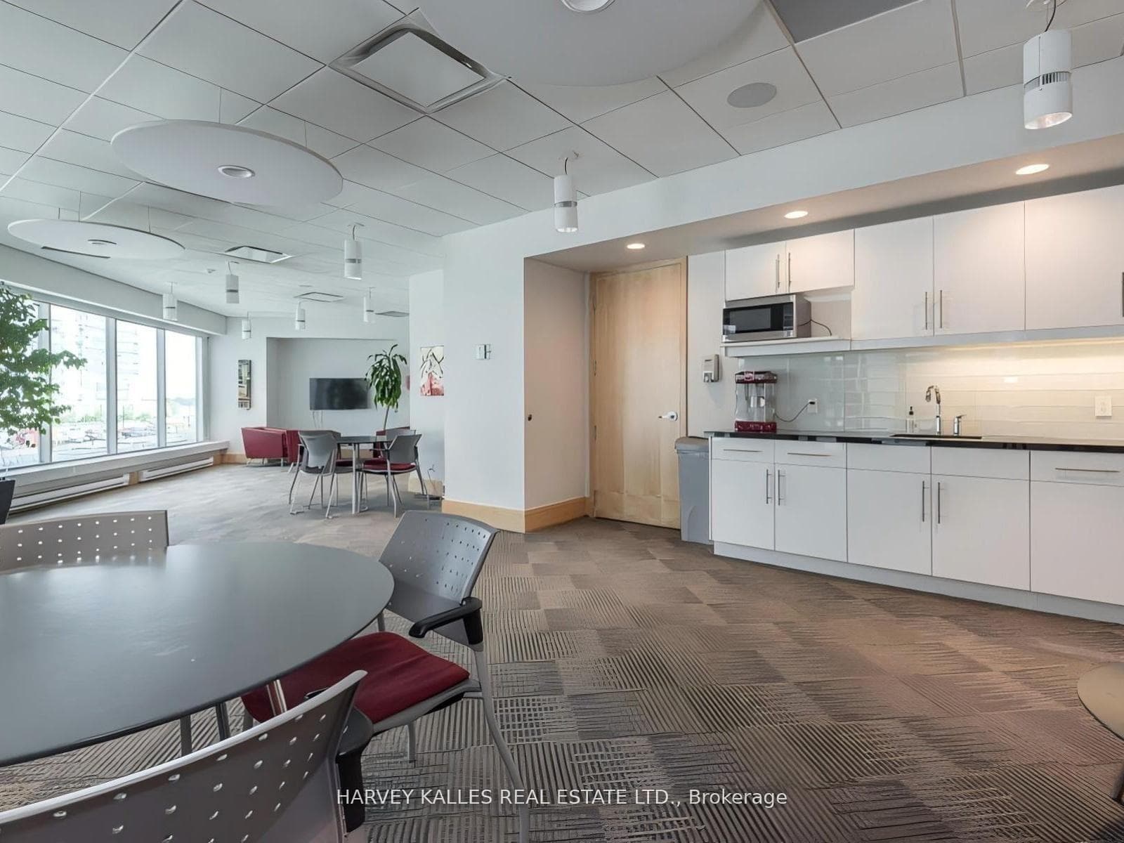 10 Yonge Street Unit 705 photo 37