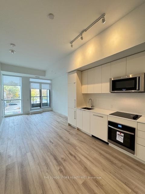 181 Sheppard Avenue Unit 230 photo 2