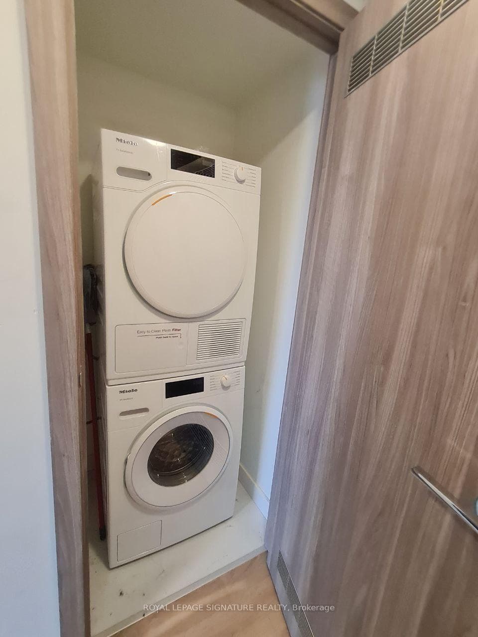38 Widmer Street Unit 2303 photo 8