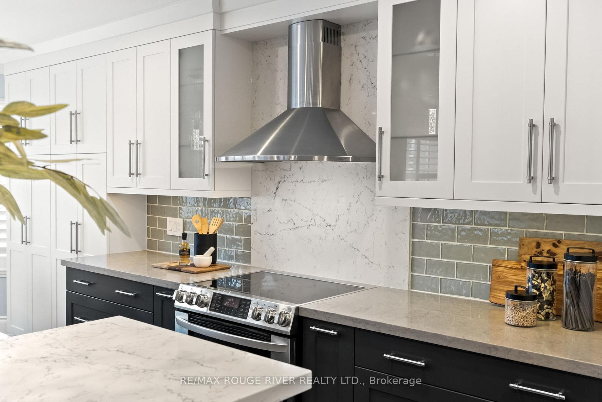 44 Knightsbridge Court photo 11