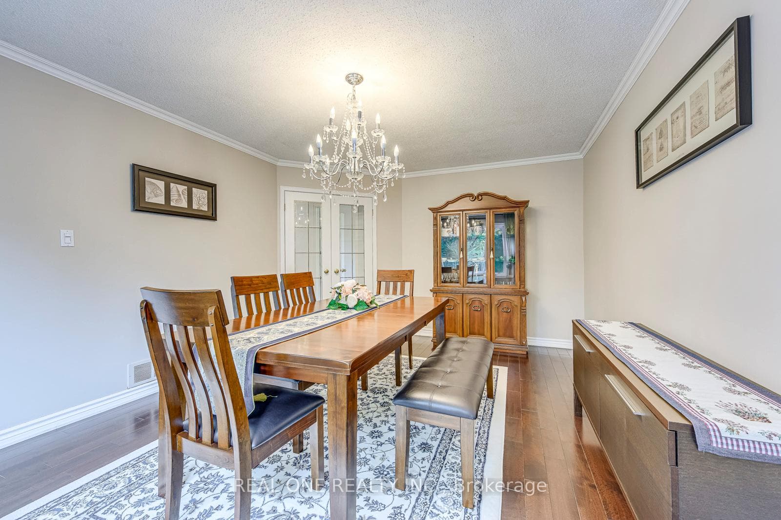1237 Woodview Drive photo 18