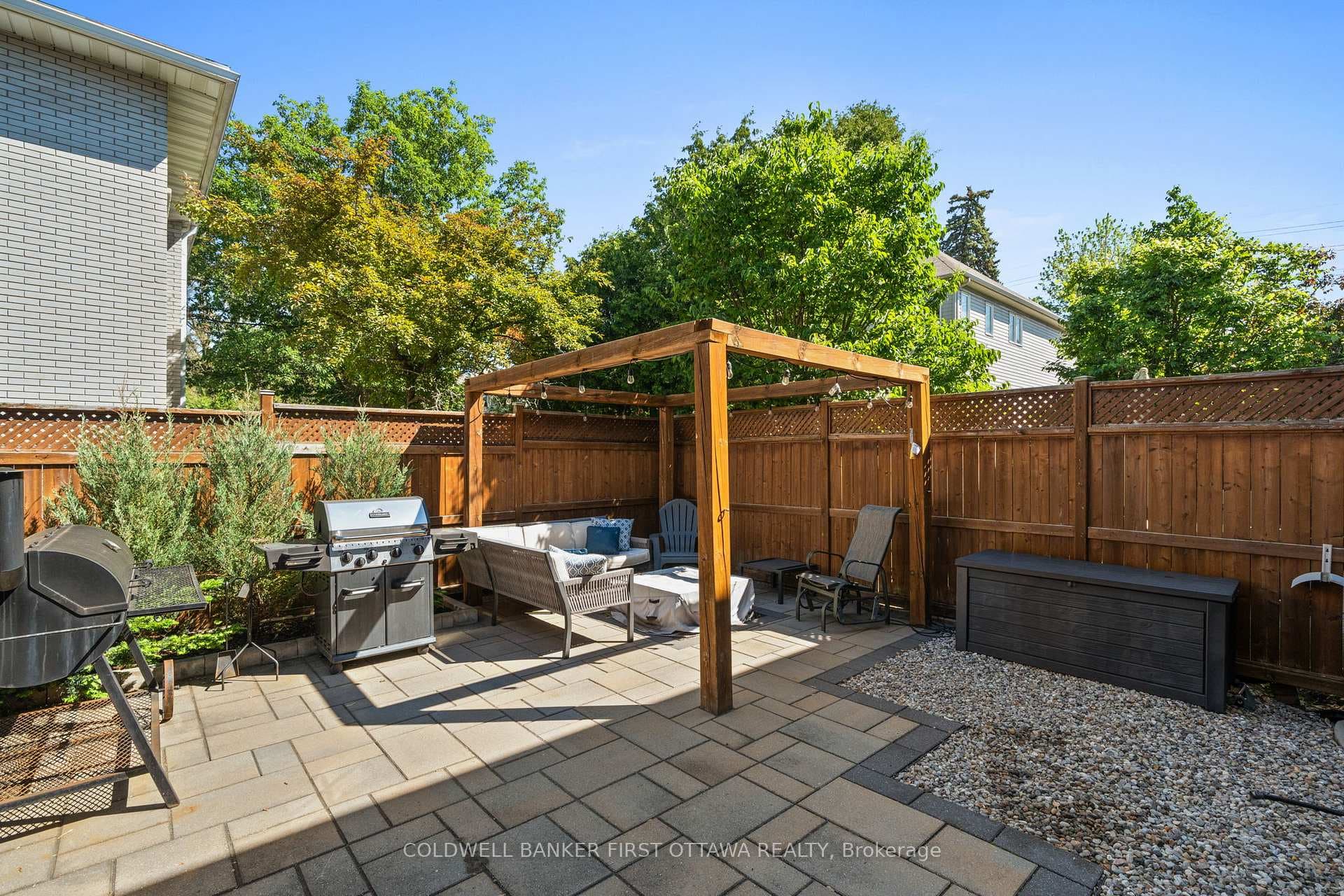 2803 St. Stephen's Street photo 42