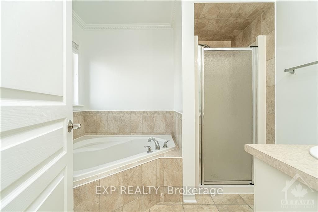 611 BRAECREEK Avenue photo 21
