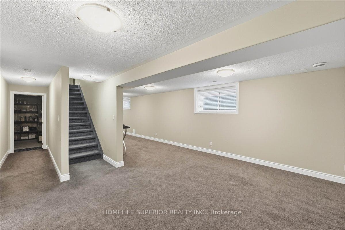 54 Aspen Drive photo 20