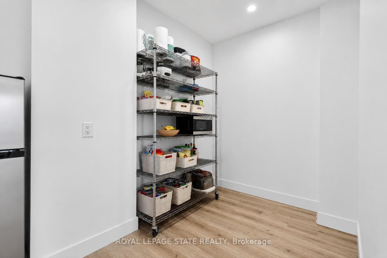 Walk in Pantry