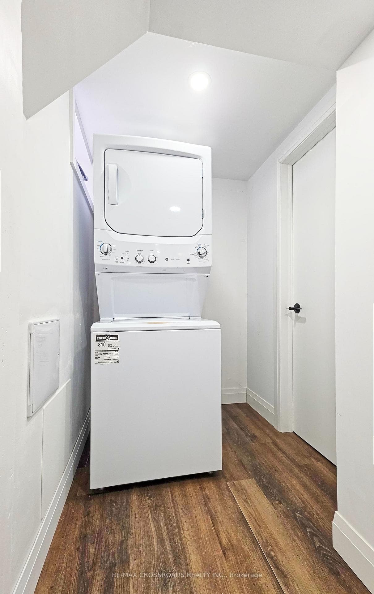 186 Driscoll Road Unit Lower photo 15