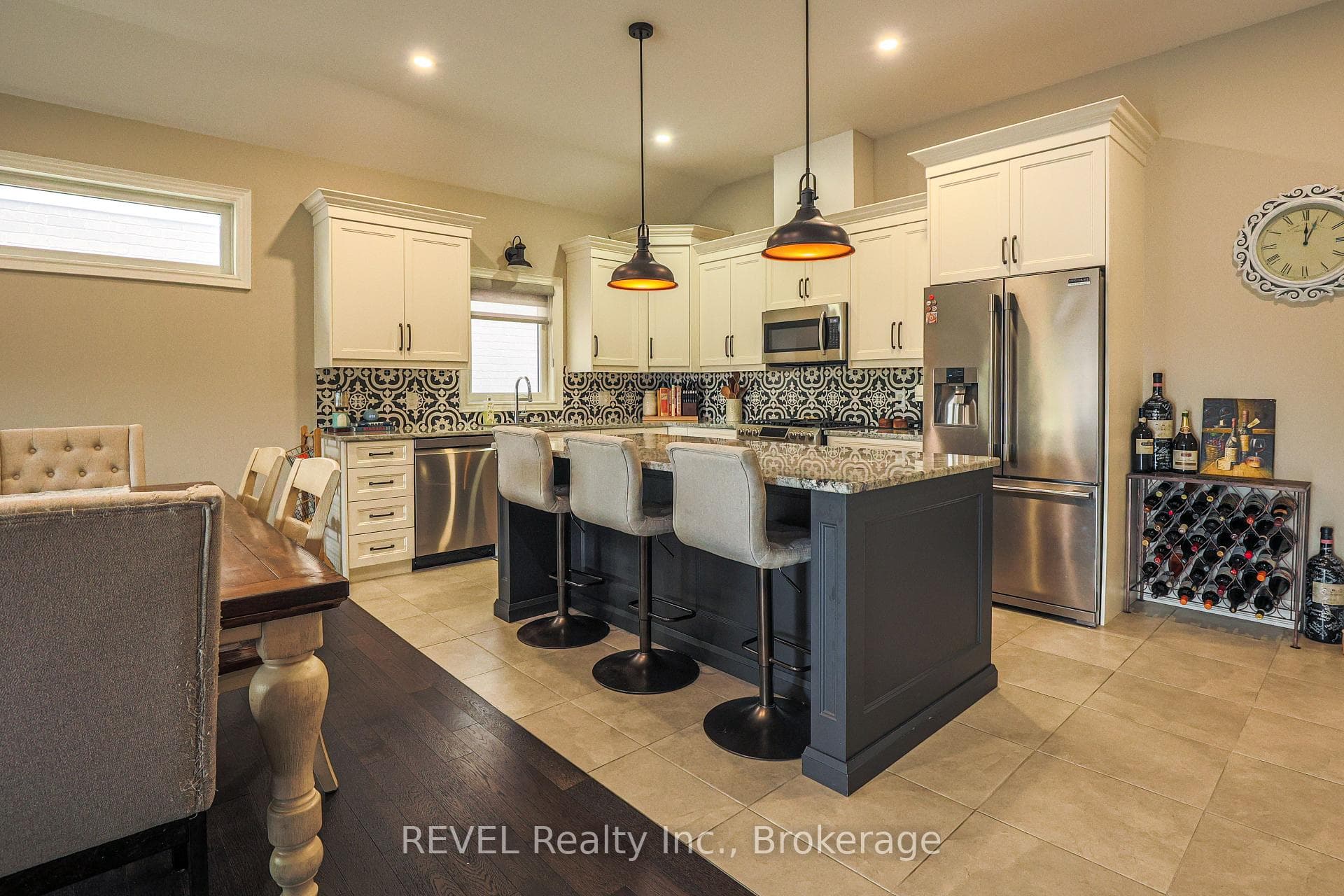 15 Willowbrook Drive photo 12