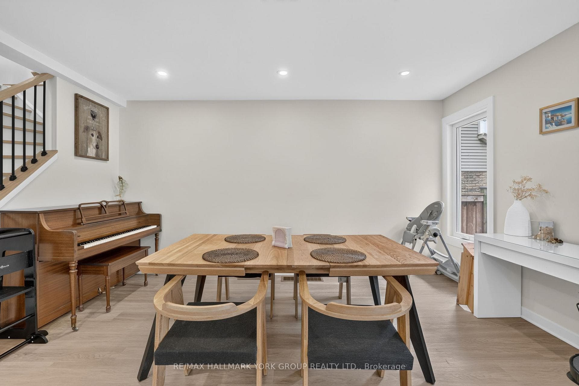12 Odin Crescent photo 17