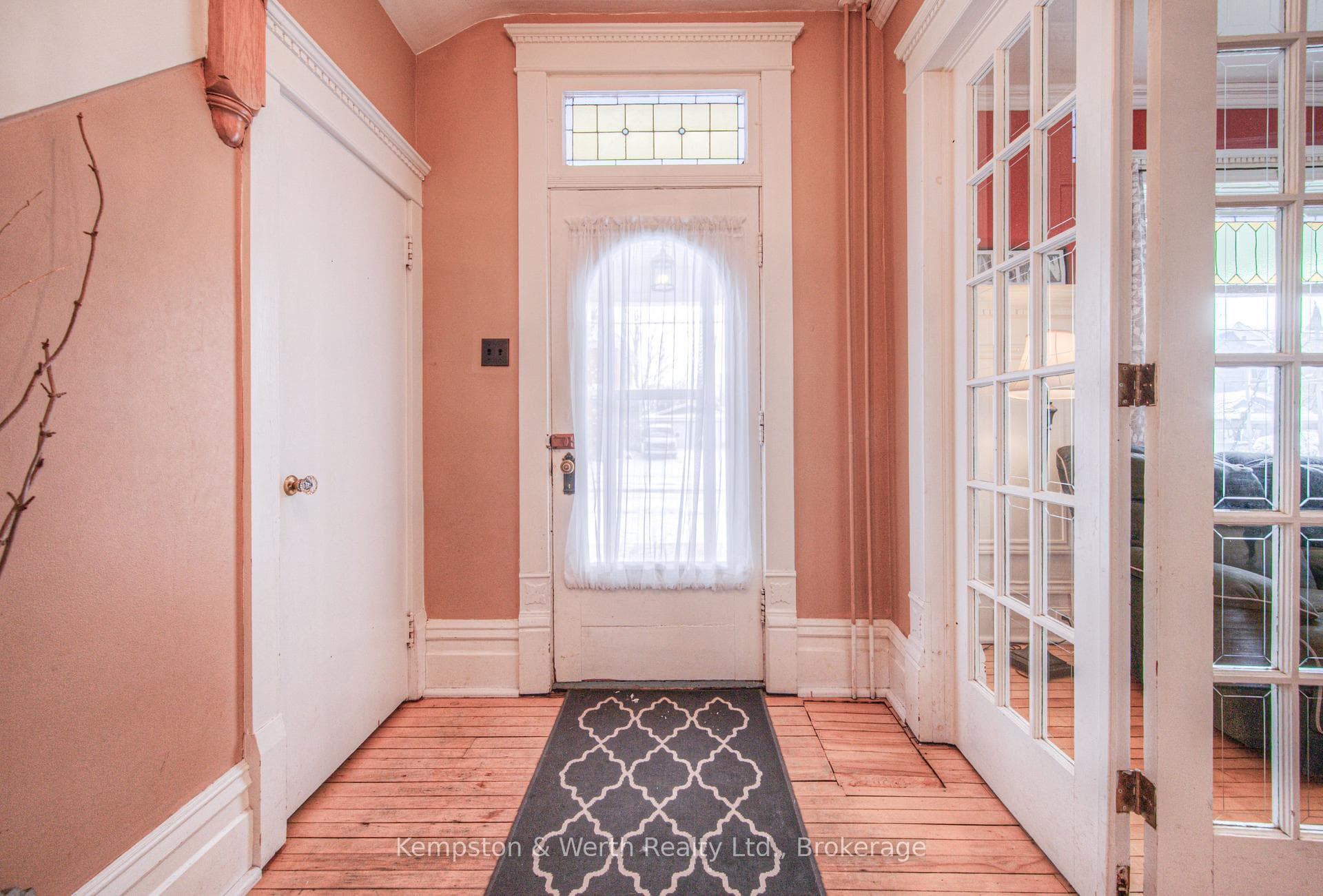 333 Barber Avenue photo 11