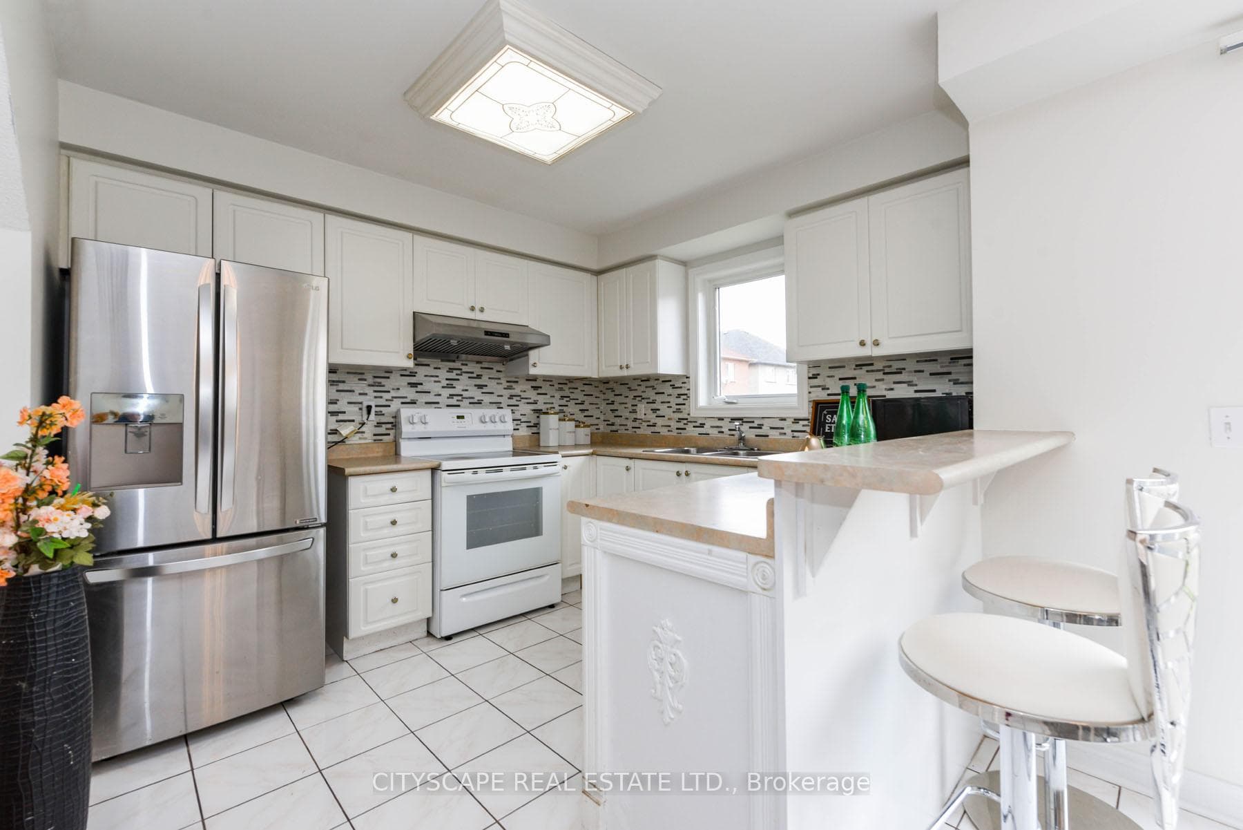 56 Checkerberry Crescent photo 13