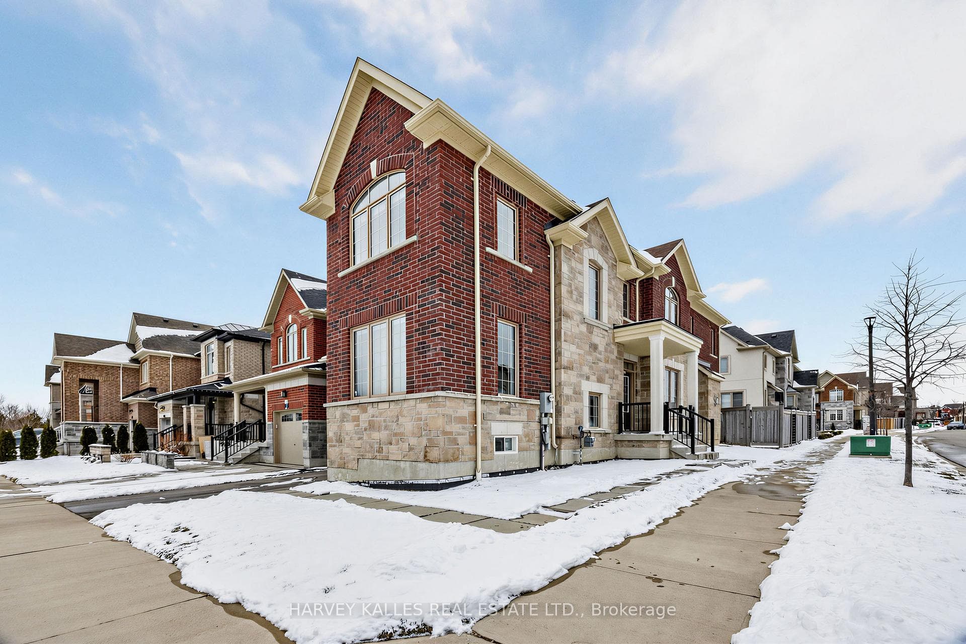 1002 Kingpeak Crescent photo 46