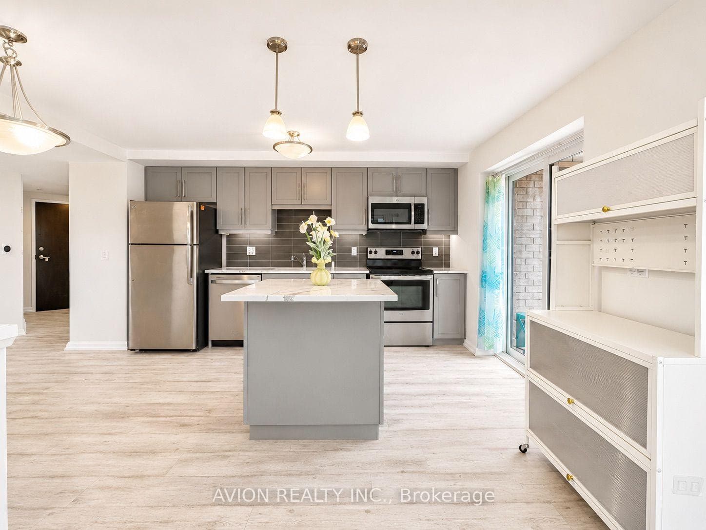778 Laurelwood Drive Unit 613 photo 7