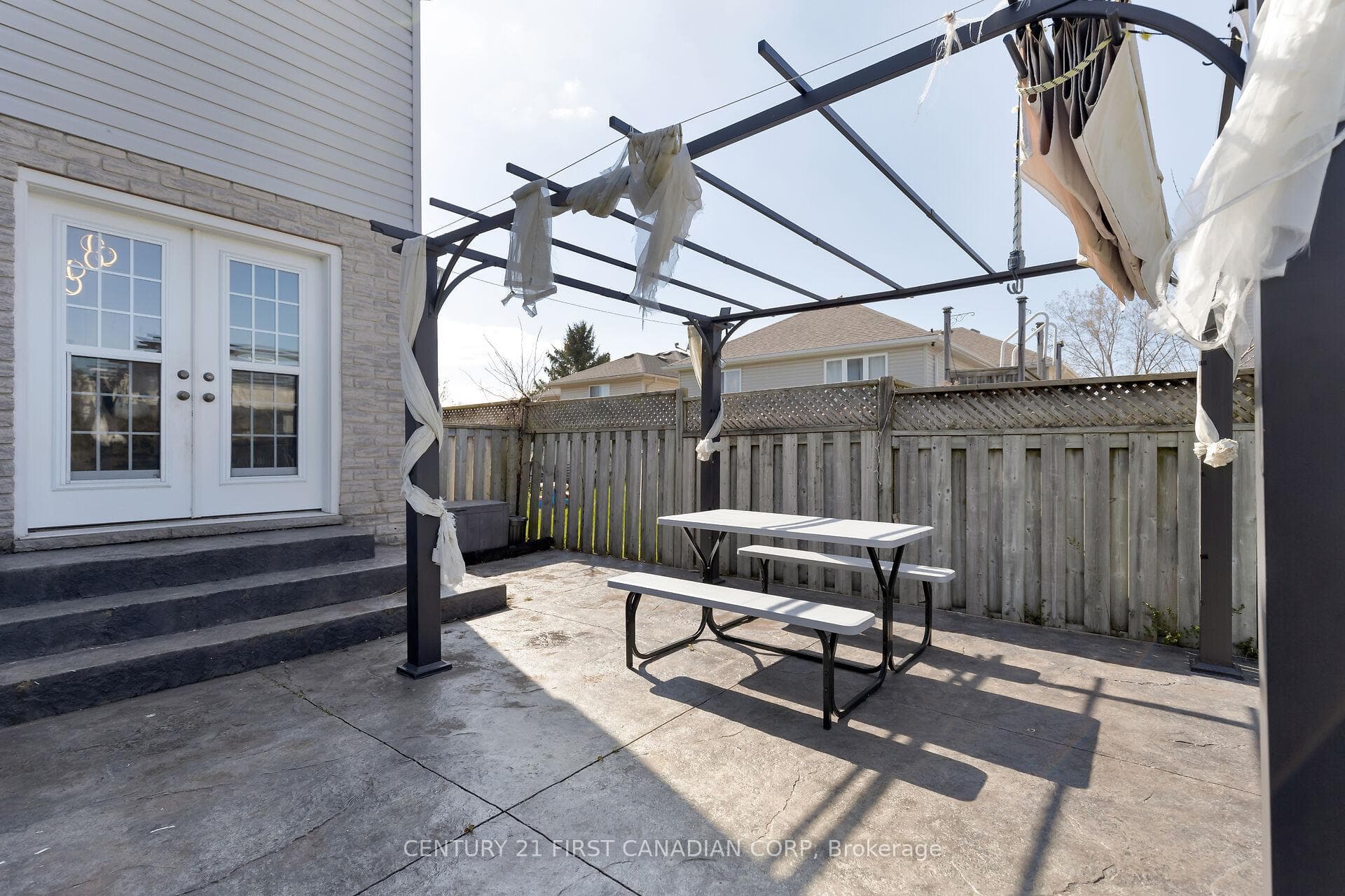 231 Parkview Drive photo 32