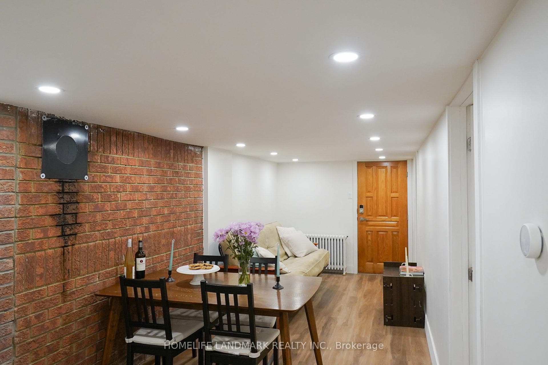 479 Whitmore Avenue Unit Bsmt R3 photo 6