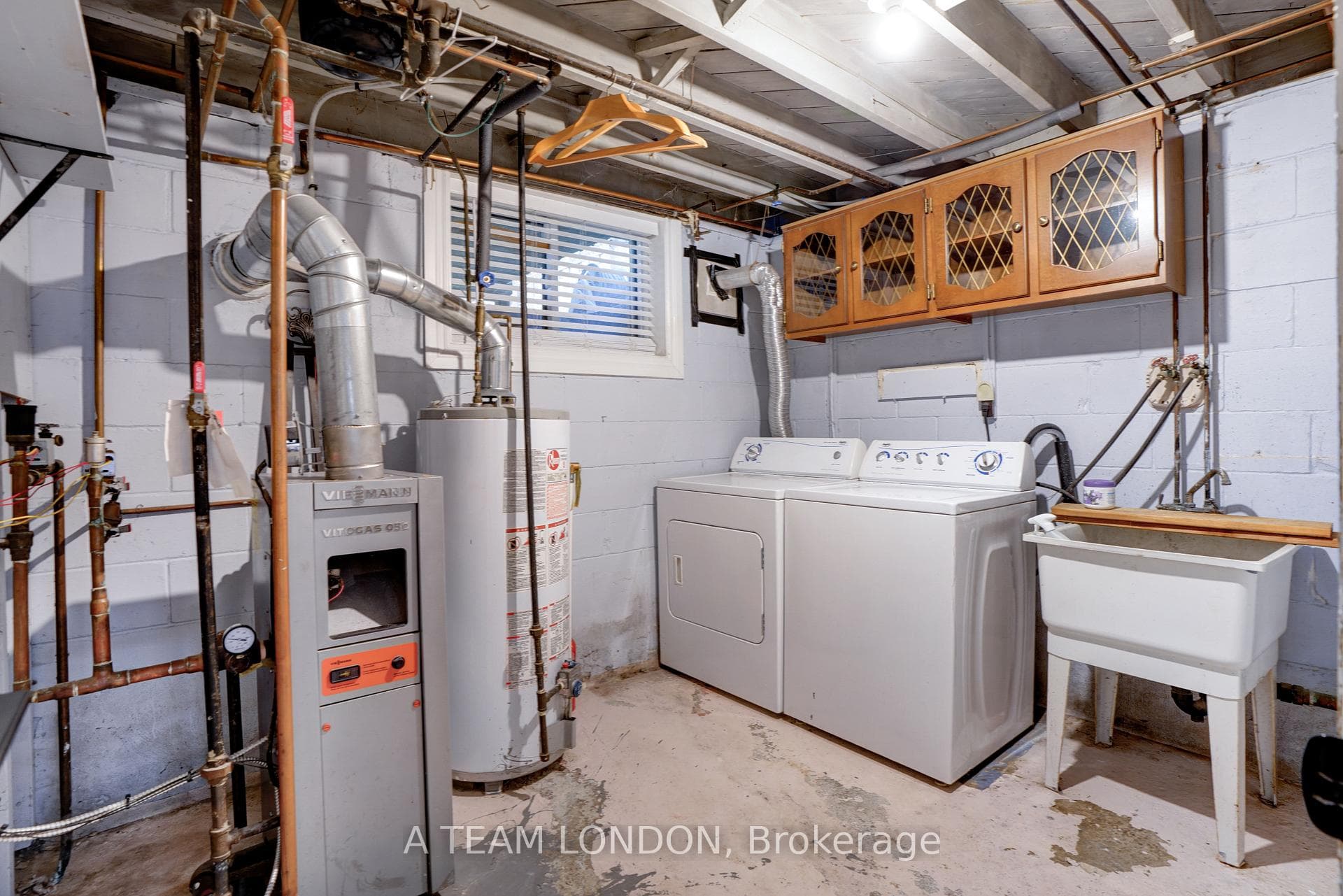 106 Thornton Avenue photo 23