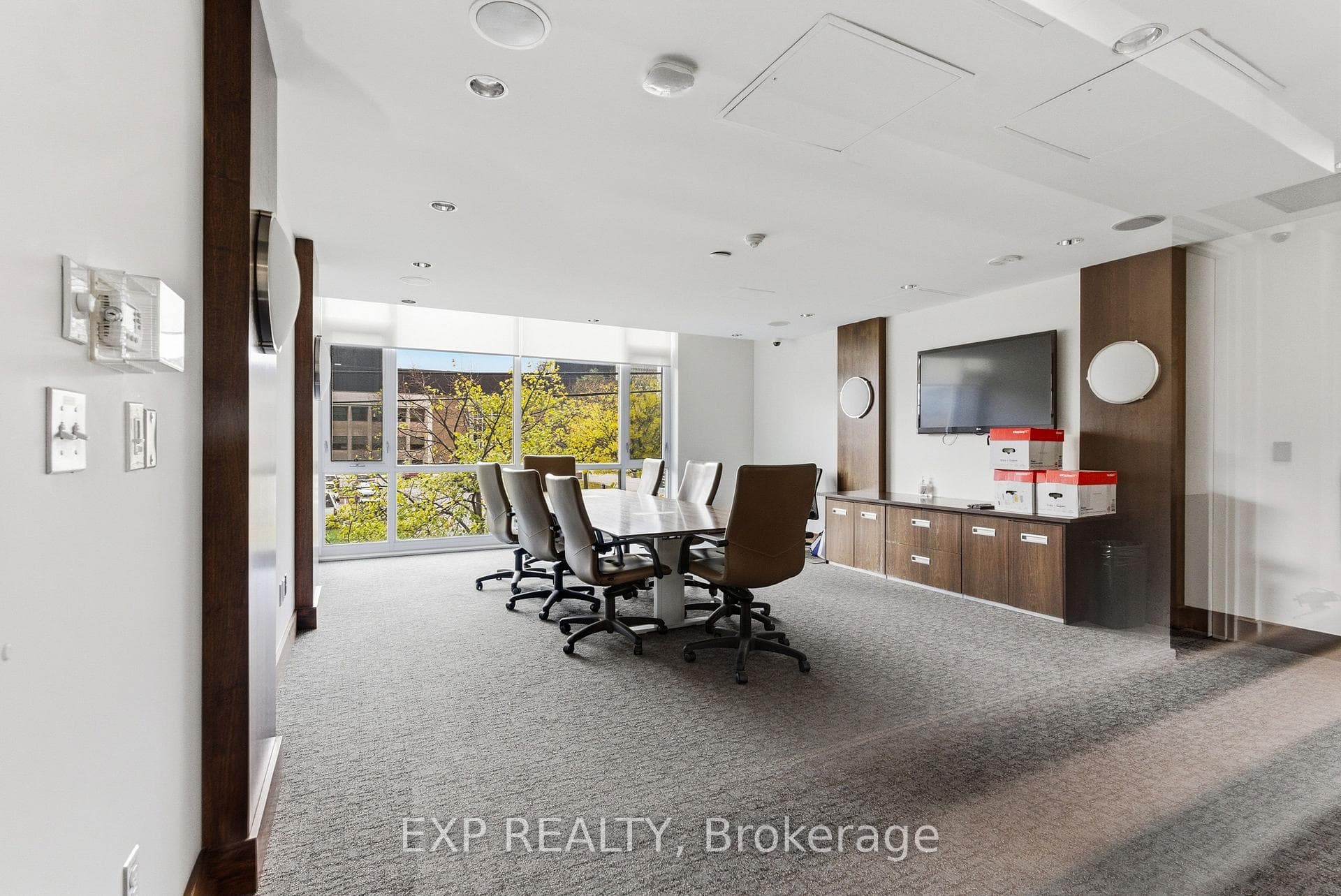 201 Parkdale Avenue Unit 308 photo 24