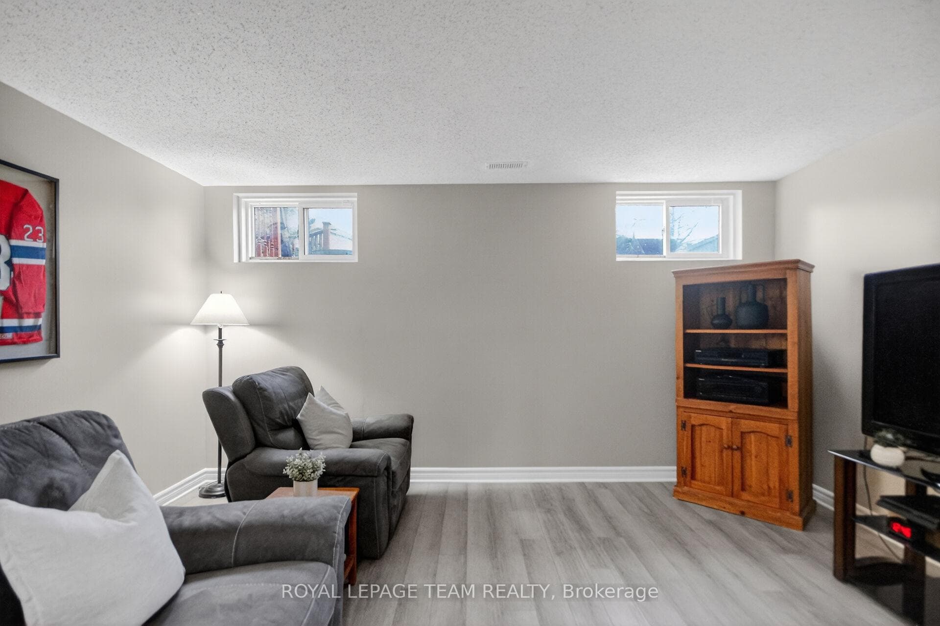 8 Gowrie Drive photo 35