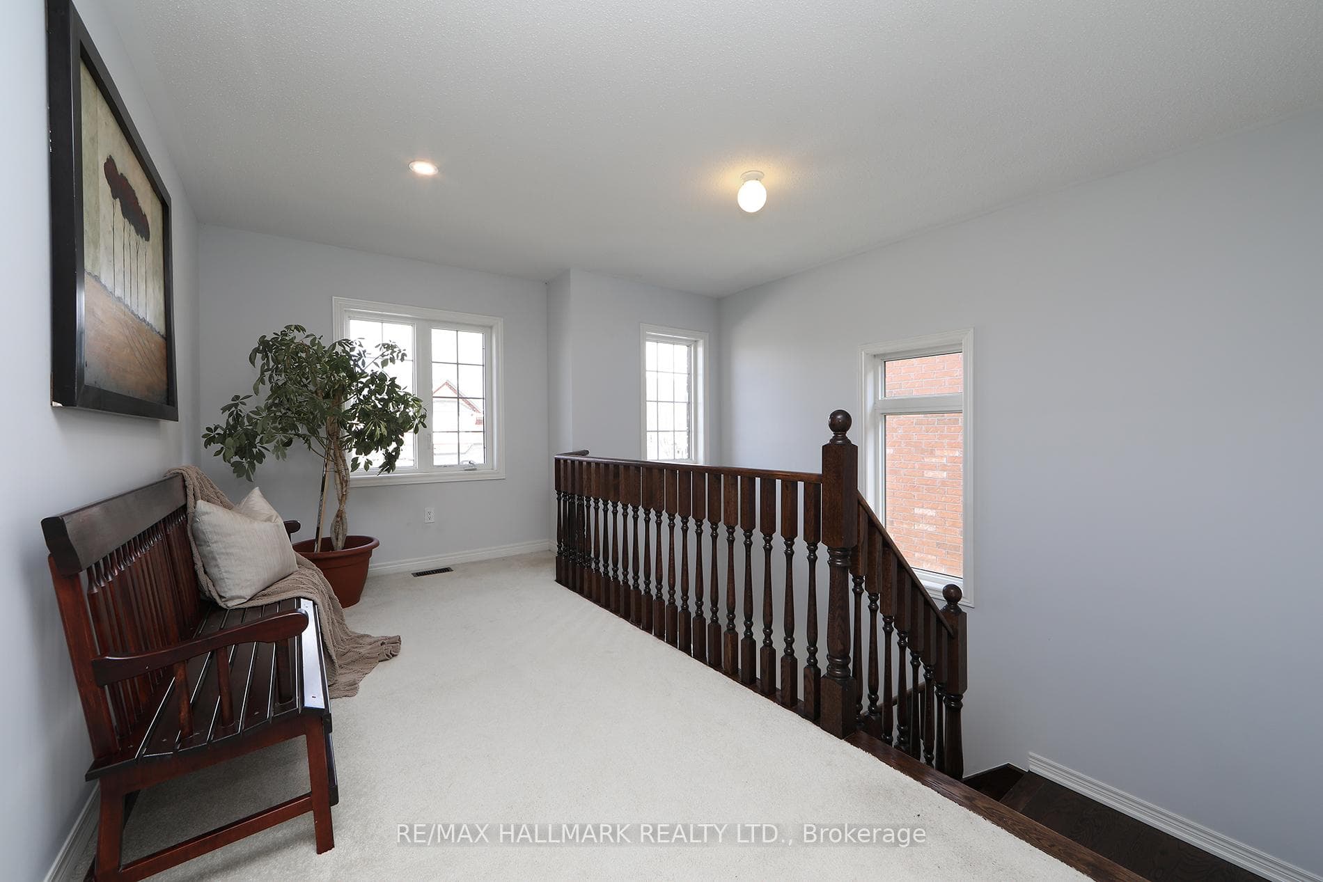 1207 Stuffles Crescent photo 16