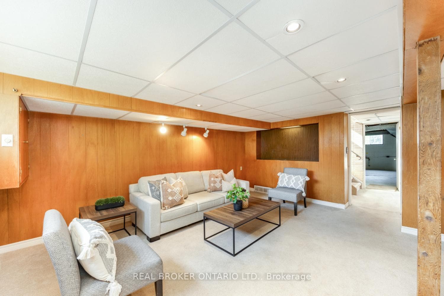 17 Jane Avenue photo 24