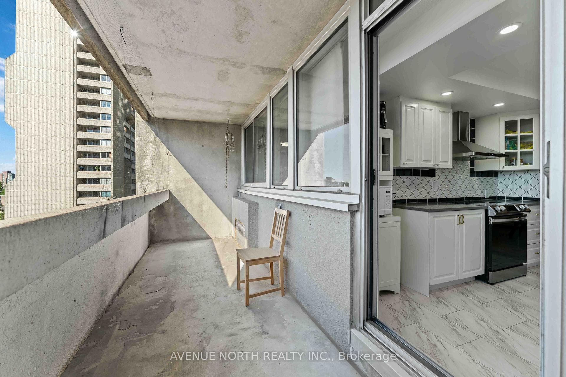 500 Laurier Avenue Unit 908 photo 27