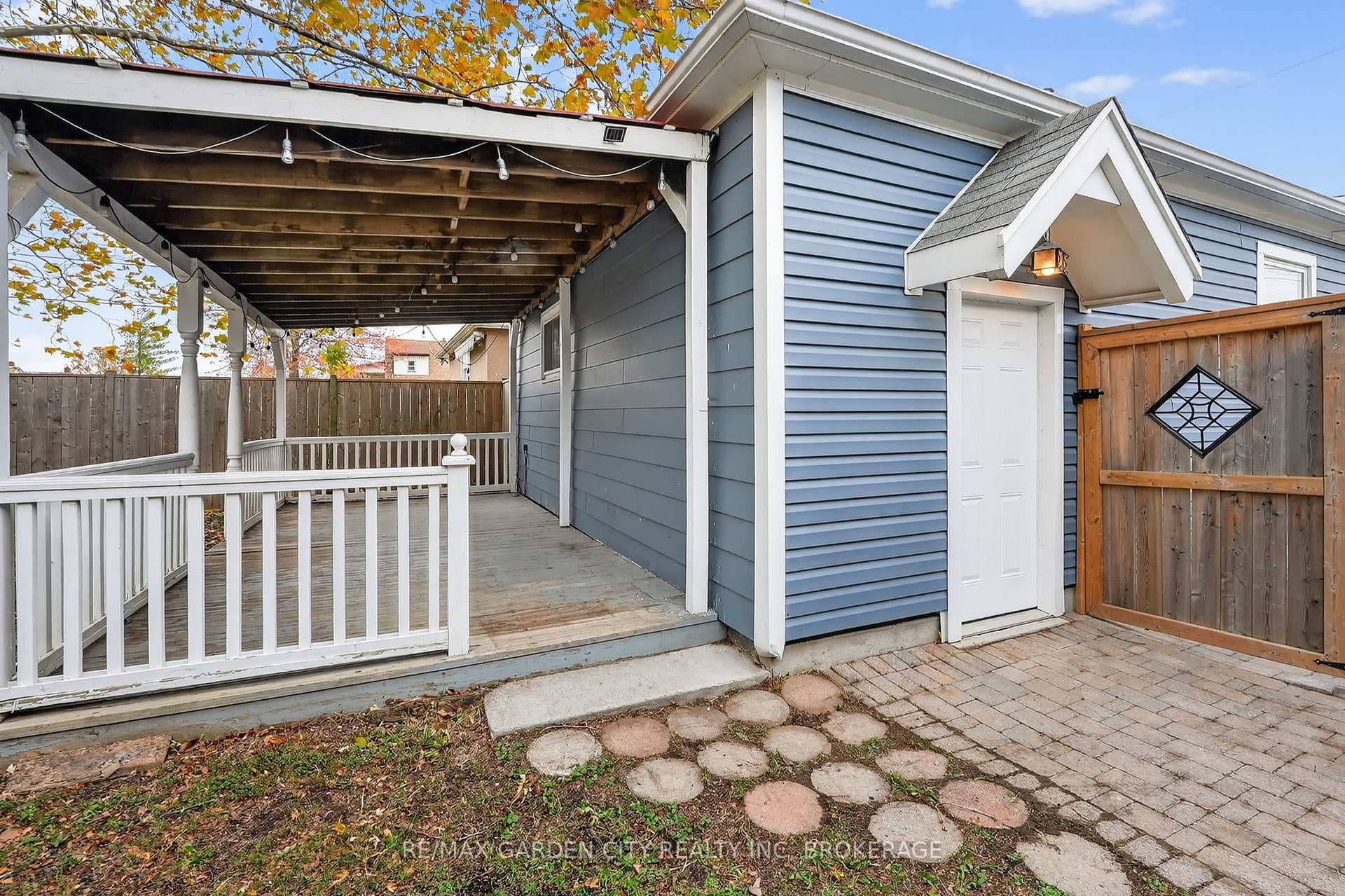 210 Wright Street photo 22