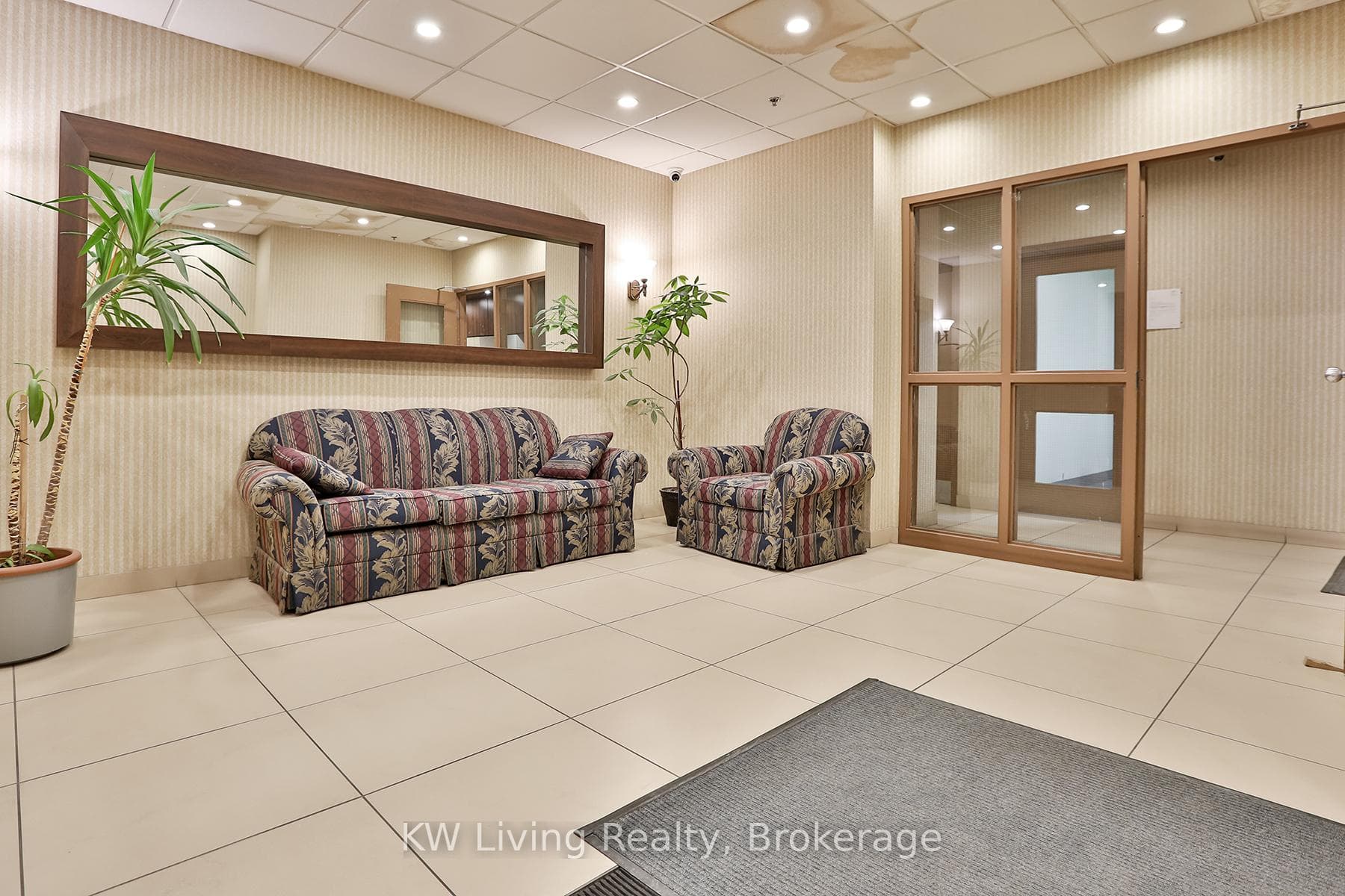 9 Chalmers Road Unit 101 photo 7
