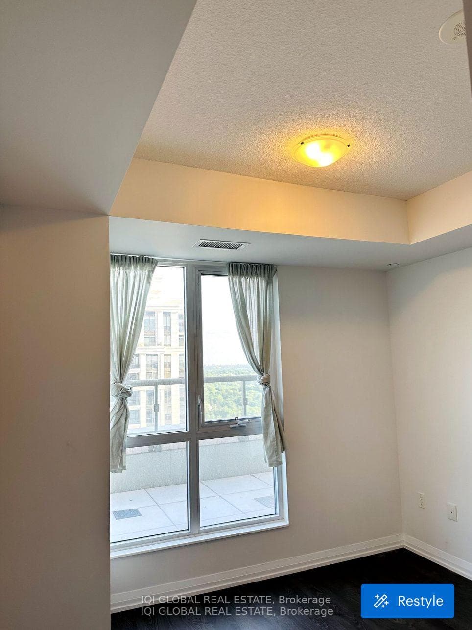 9560 Markham Road Unit 1808 photo 12