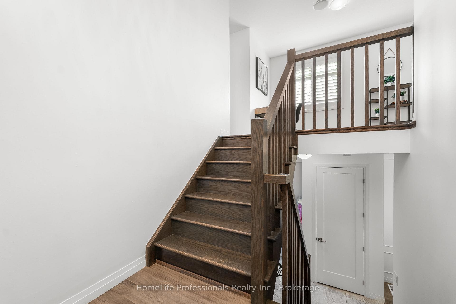 53 Greenwich Avenue photo 17