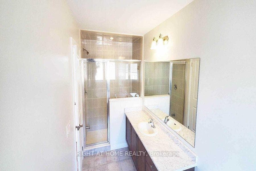 4062 Maitland Street photo 14