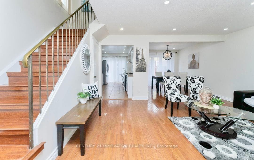 45 Pepperell Crescent photo 7