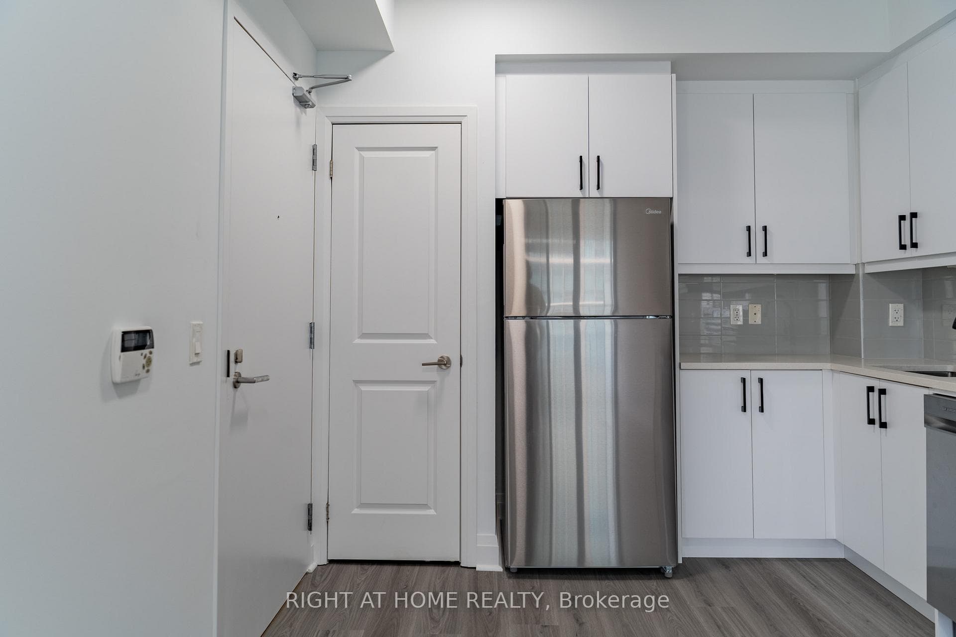 15 Zorra Street Unit 901 photo 10