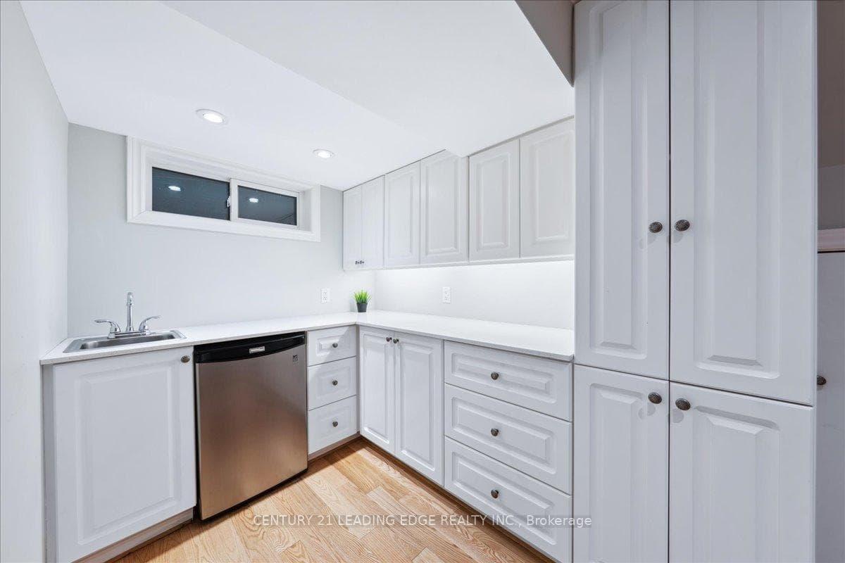 27 Blue Spruce Lane photo 44