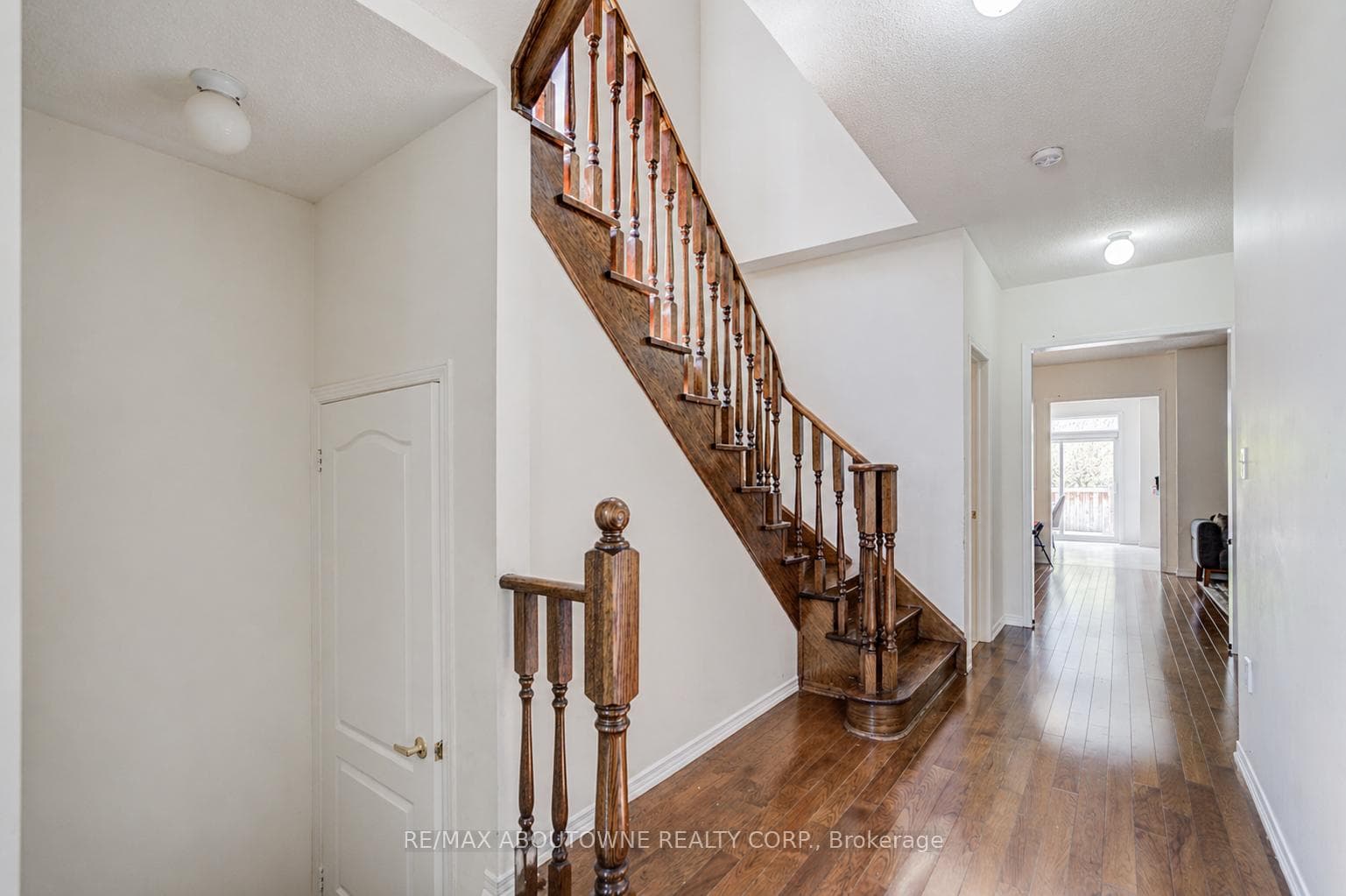3058 Janice Drive photo 5