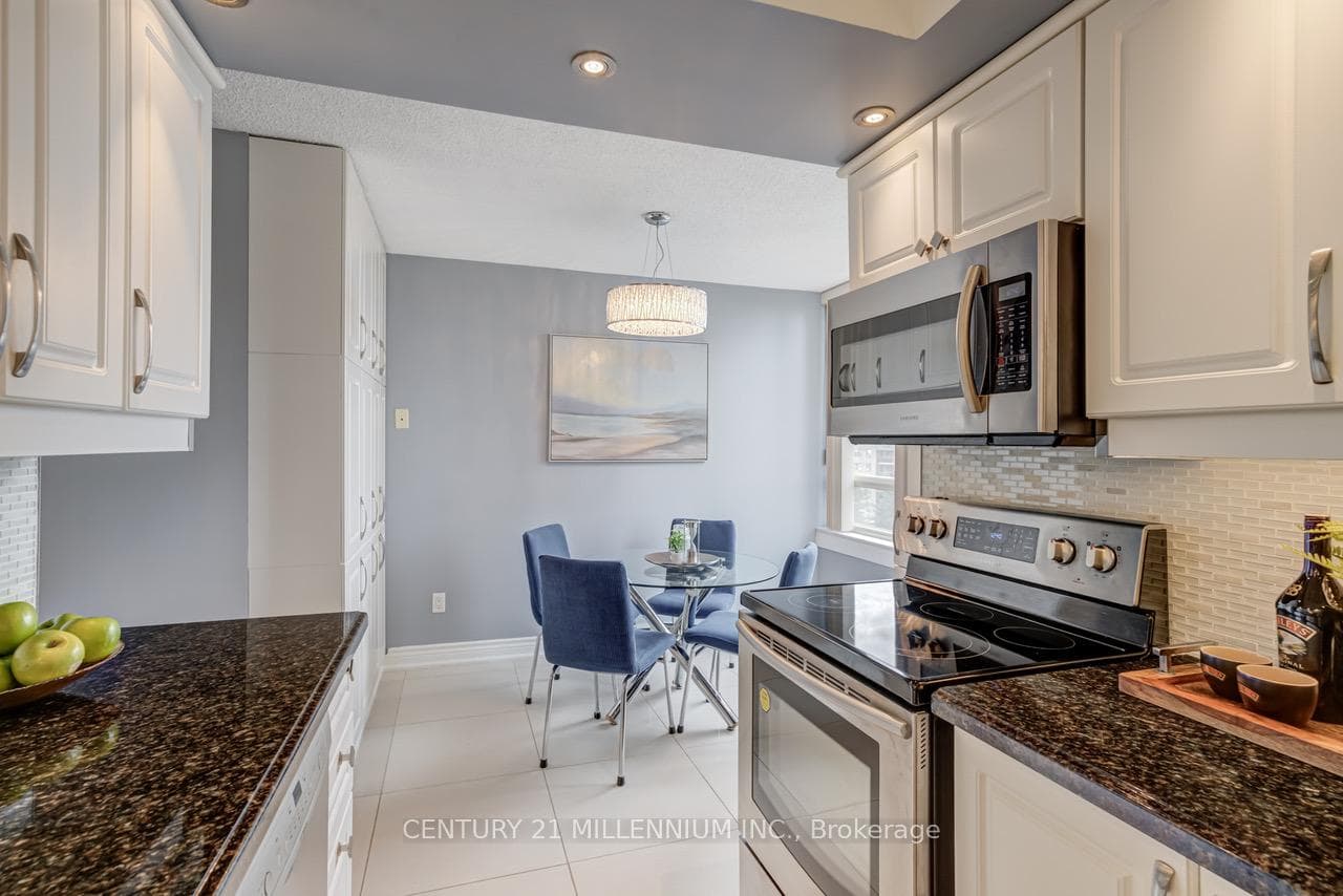 5 Lisa Street Unit 604 photo 17