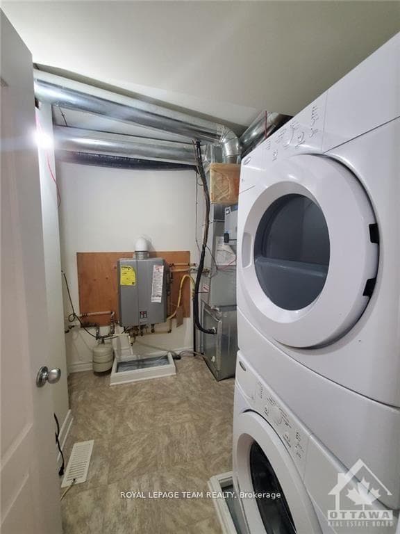 555 CHAPMAN MILLS Drive Unit B photo 20