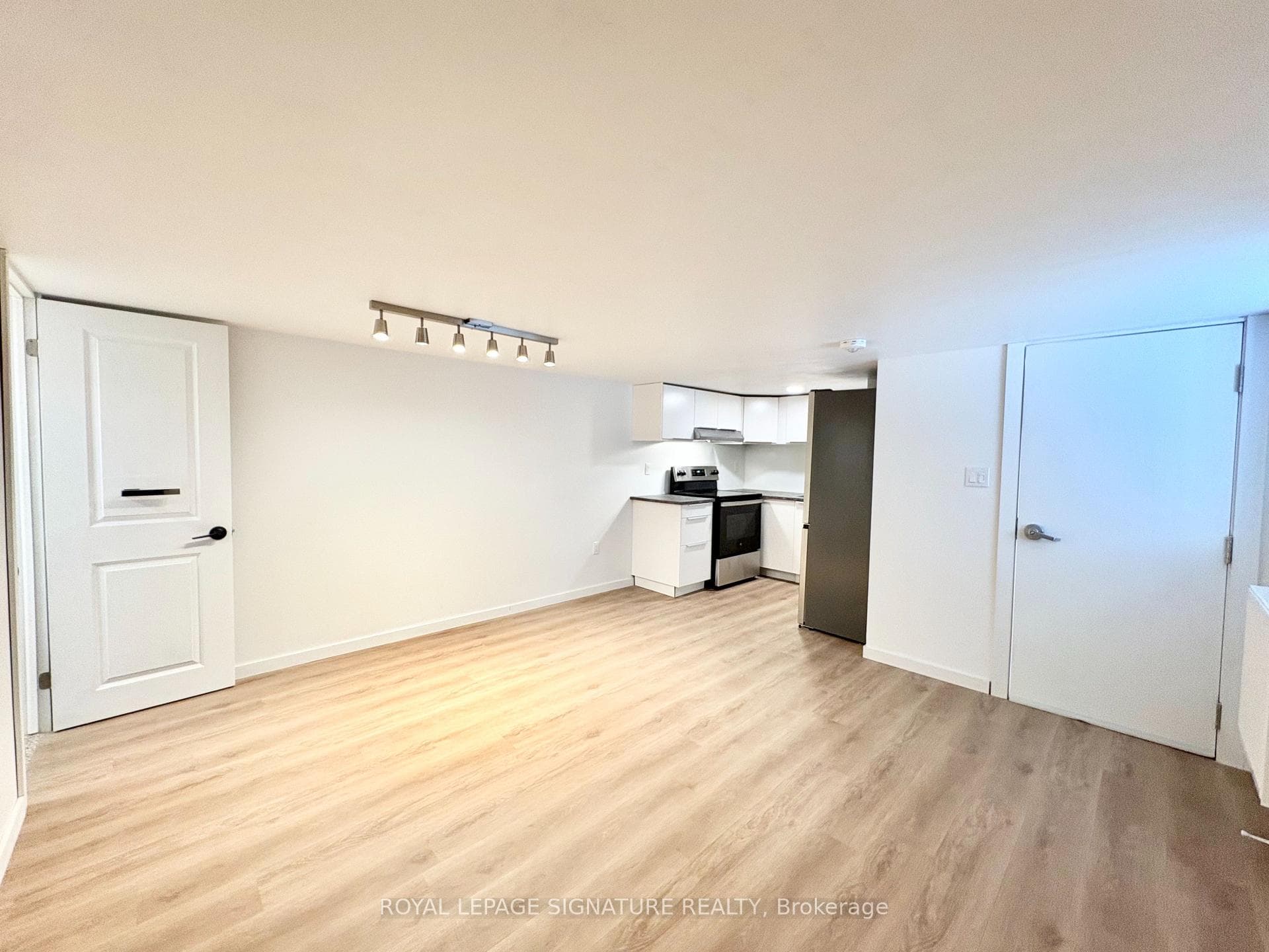 205 Westwood Avenue Unit Lower Level photo 7
