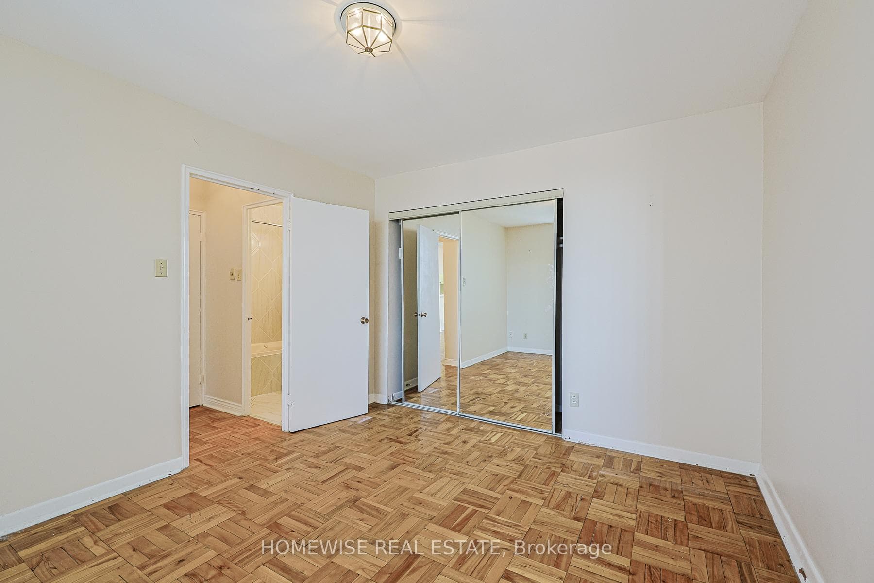 485 Kingston Road Unit 611 photo 25