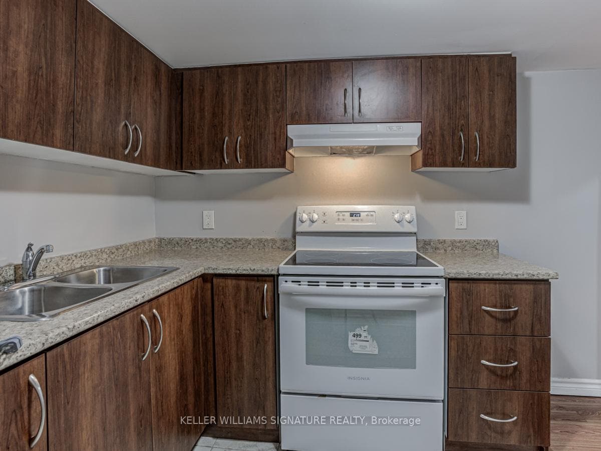19 Atkinson Avenue Unit Lower photo 15